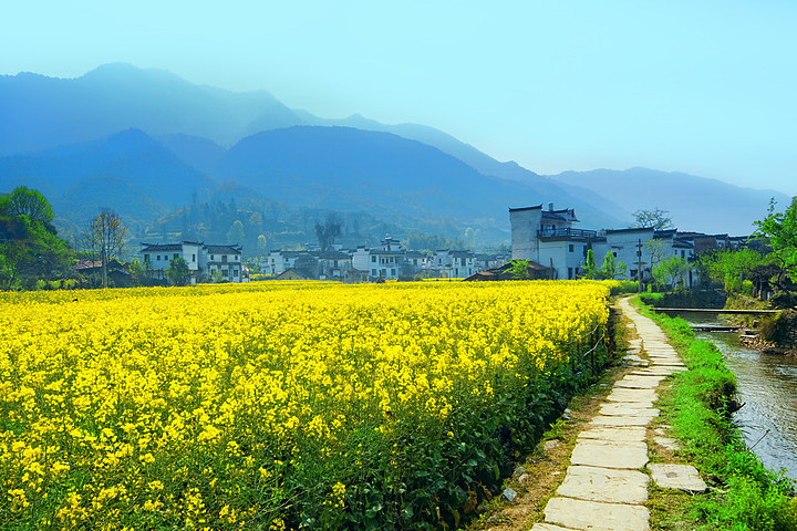 商務(wù)部等9部門(mén)辦公廳（室）關(guān)于印發(fā) 《縣域商業(yè)三年行動(dòng)計(jì)劃（2023-2025年）》的通知